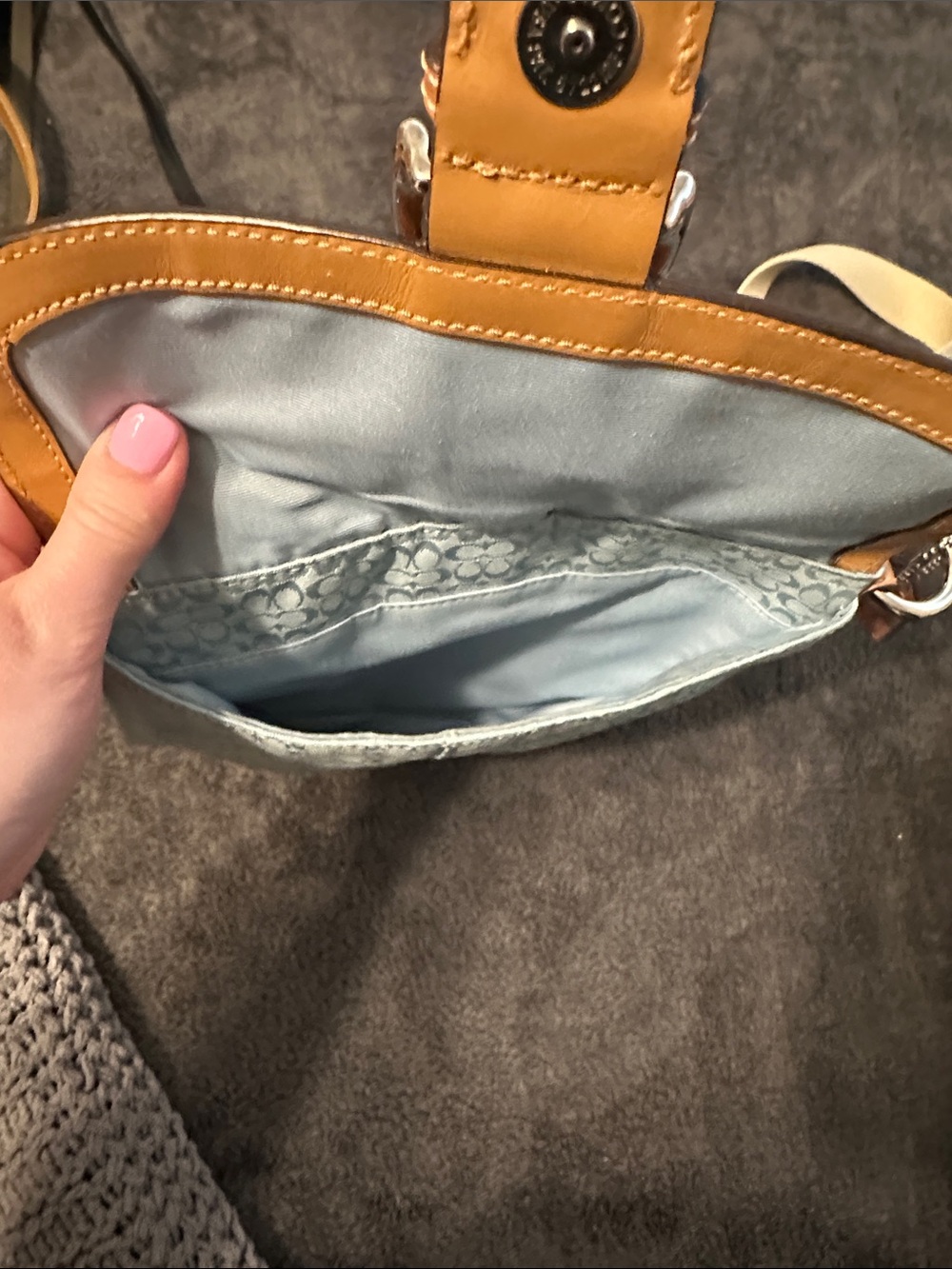 Coach Light Blue Signature Crossbody with Tan Leather Trim - Picture 5 of 9
